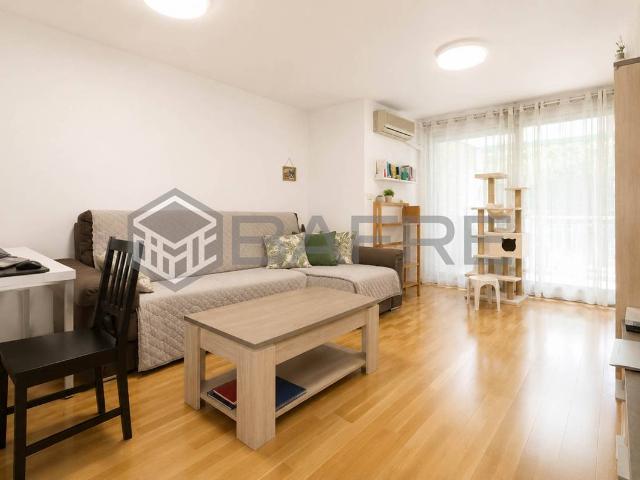 Piso en Venta en Orcasur 12 de Octubre