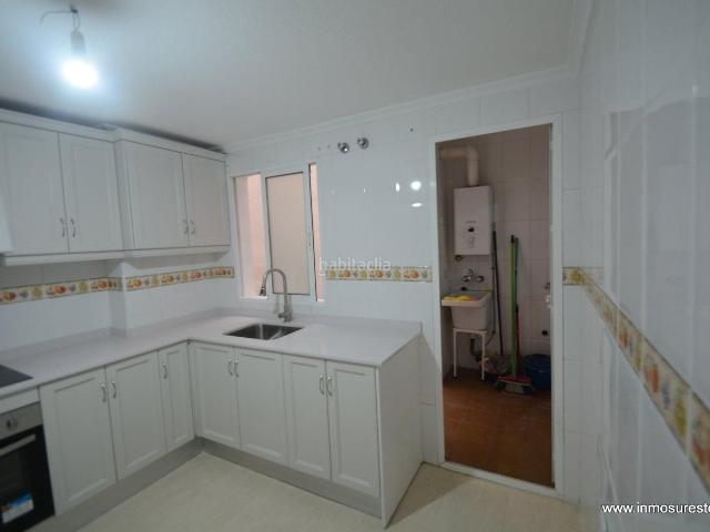 Piso en venta en Orihuela, Orihuela Ciudad. Novedad en Orihuela centro ! Amplio y moderno piso en el corazón de Orihuela, zona de la Ocarasa. Pisos.