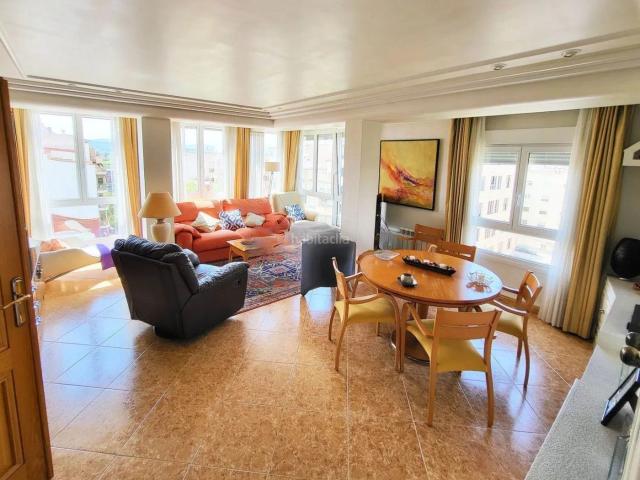 Piso en venta en Orihuela, Orihuela Ciudad. Piso en venta en Centro, 4 dormitorios. Pisos.