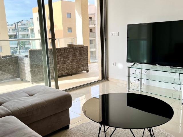 Piso en venta en Orihuela, Villamartín Las Filipinas. iexclCaacutelida bienvenida a este espectacular apartamento en Los Dolses! Este moderno y luminoso apartamento estaacute situado e. Pisos.
