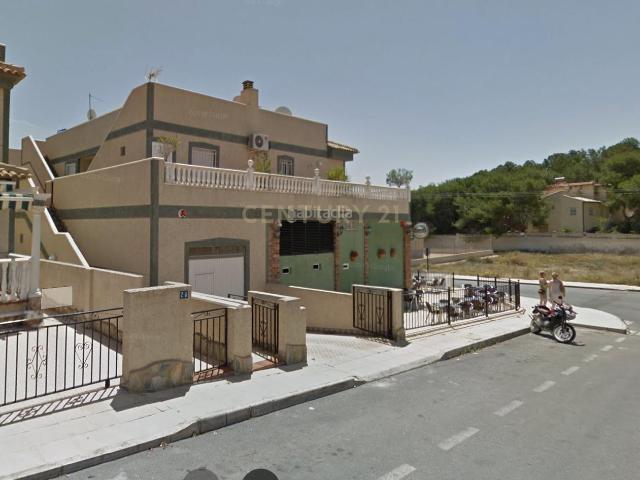Piso en venta en Orihuela, Villamartín Las Filipinas. OPORTUNIDAD DE INVERSIÓN CESIÓN DE DERECHOS DE REMATE Se cede derecho de remate sobre inmueble ubicado en ORIHUELA COSTA, ideal p. Pisos.
