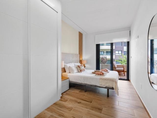 Piso en venta en Orihuela, Villamartín Las Filipinas. Piso orientación sureste con 2 dormitorios, piscina y garaje Nueva construcción 2023 en Orihuela Costa!. Pisos.