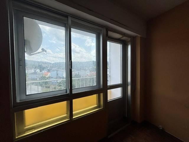 Piso en Venta en Os Mallos