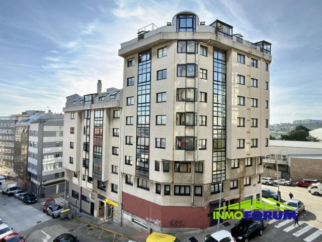 Piso en venta en Os Castros listo para entrar a vivir