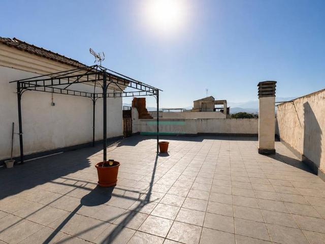 Piso en Venta en Atarfe