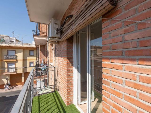 Piso en Venta en Avda. De los Ogíjares