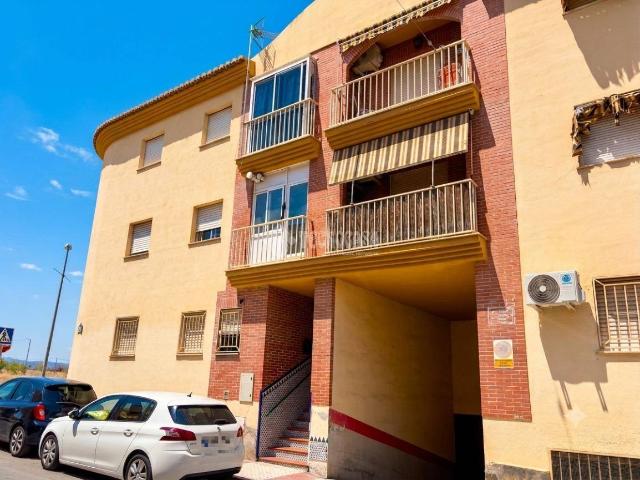 Piso en Venta en Avda. De los Ogíjares