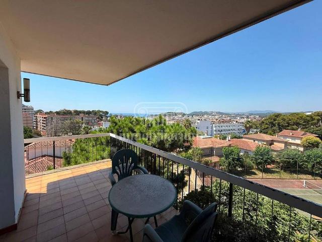 Piso en venta en avenida Doctor Fleming, Lloret de Mar, de 65 m² 2 habitaciones por 212.000