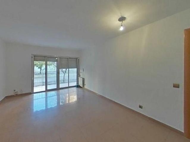 Piso en venta en avenida De Catalunya, Badalona, de 98 m² 3 habitaciones por 289.000