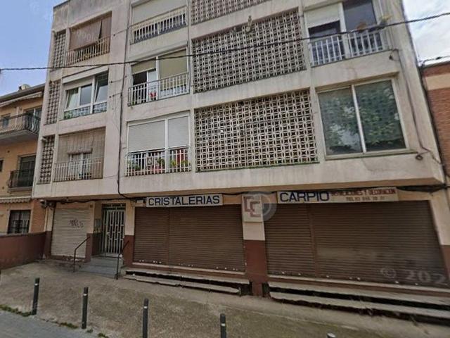 Piso en venta en avenida De Canovelles, Canovelles, de 67 m² 1 habitación por 78.100