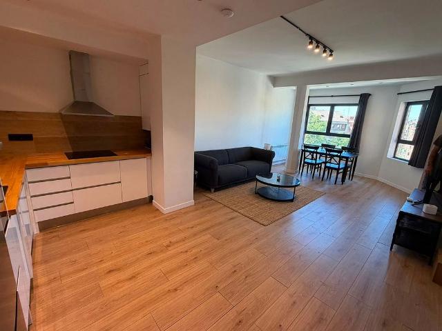 Piso en venta en avenida De Balmes, Lleida, de 128 m² 4 habitaciones por 228.000