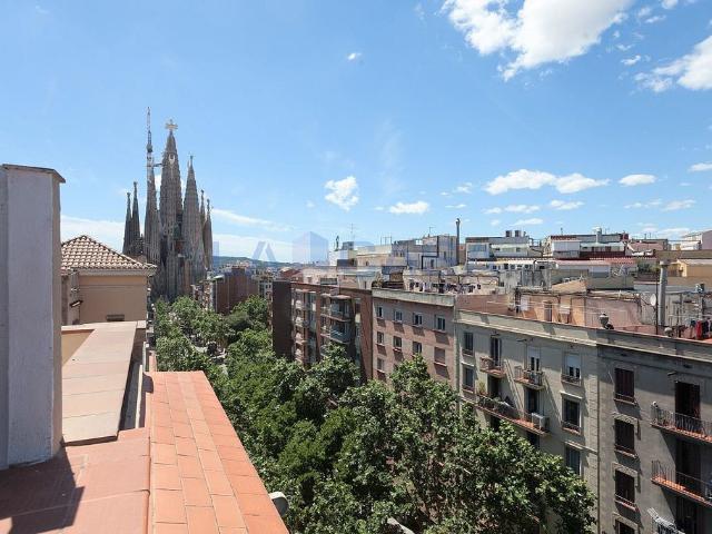 Piso en venta en avenida De Gaudí, Barcelona, de 24 m² 1 habitación por 174.500