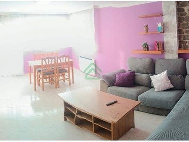 Piso en venta en avenida De Guillem Graell, Seu d´Urgell, la, de 100 m² 3 habitaciones por 305.000