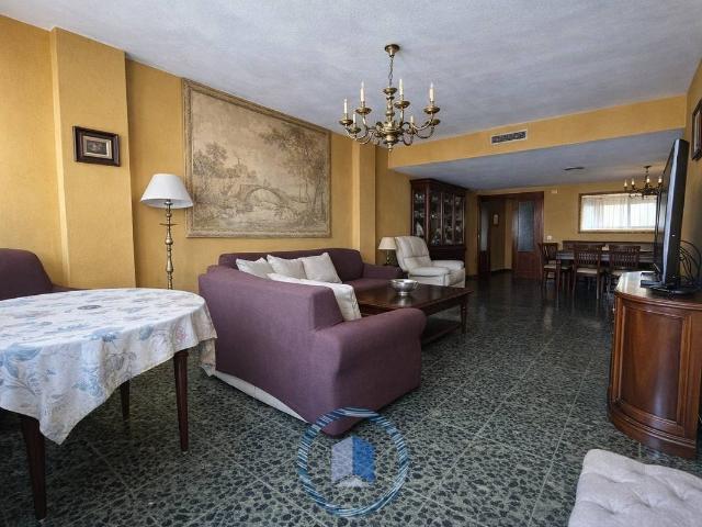 Piso en Venta en Avenida de Europa