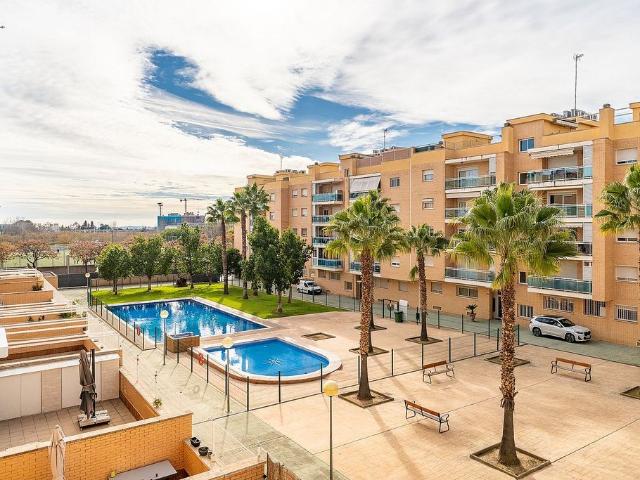 Piso en venta en avenida De Josep Pla, Reus, de 94 m² 3 habitaciones por 250.000