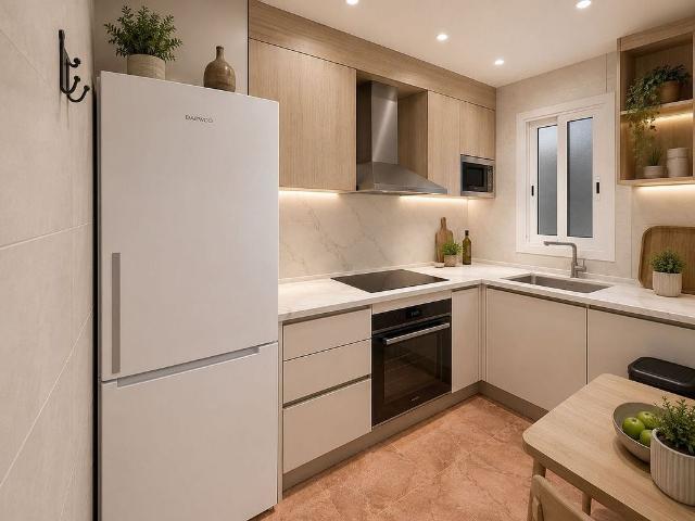 Piso en venta en avenida De Josep Tarradellas i Joan, Hospitalet de Llobregat, L´, de 66 m² 3 habitaciones por 255.000