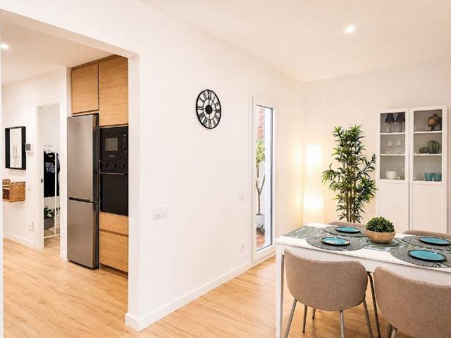 Piso en venta en avenida De la Generalitat, Santa Coloma de Gramanet, de 60 m² 2 habitaciones por 260.000
