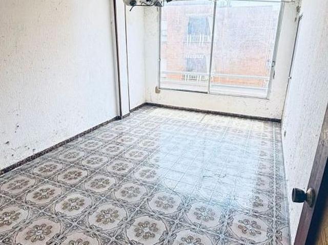 Piso en venta en avenida De la Generalitat, Tortosa, de 69 m² 3 habitaciones por 89.000