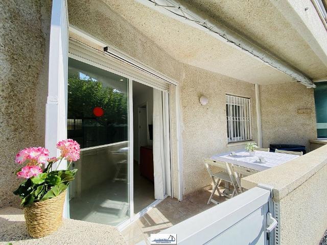Piso en venta en avenida De la Diputació, Cambrils, de 50 m² 2 habitaciones por 179.000
