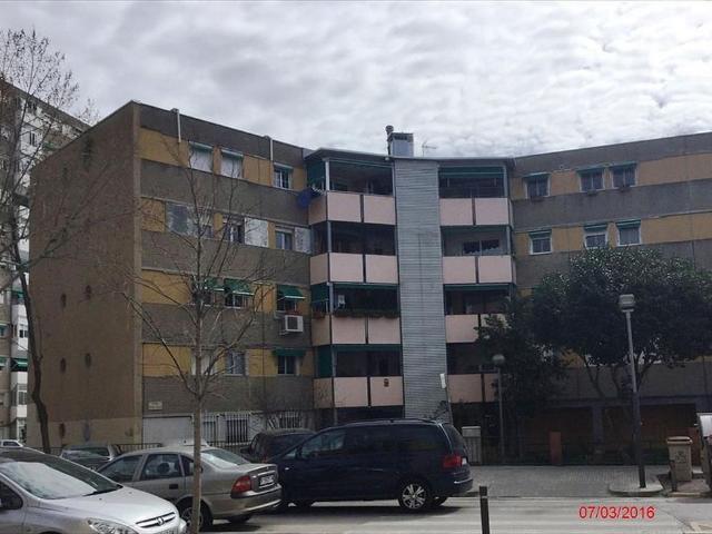 Piso en venta en avenida De la Via de la Plata, Badia del Vallès, de 74 m² 1 habitación por 77.000