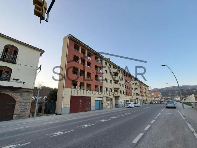 Piso en venta en avenida De L'estació, Pobla de Segur, la, de 90 m² 3 habitaciones por 110.000