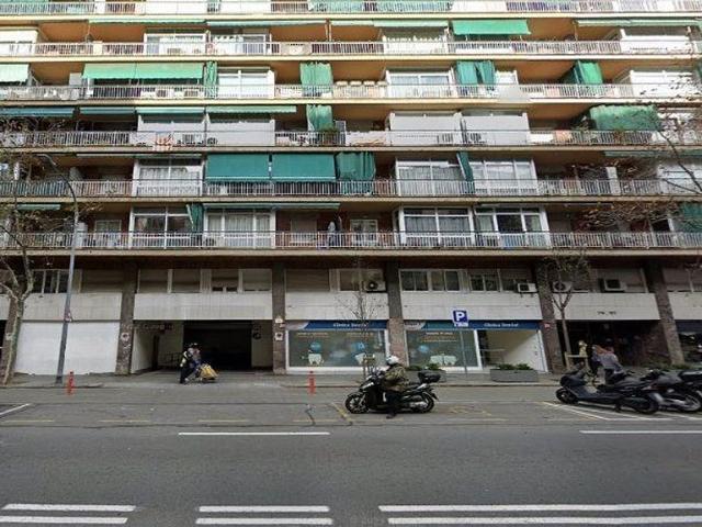 Piso en venta en avenida De Madrid, Barcelona, de 86 m² 1 habitación por 331.360