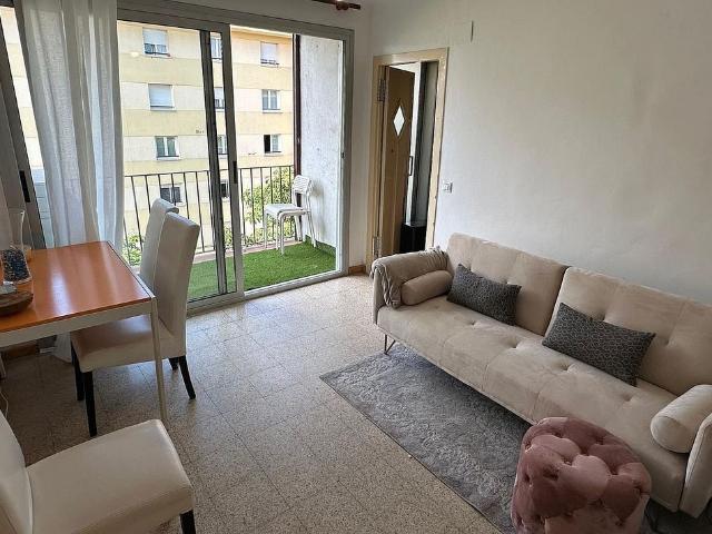 Piso en venta en avenida De Sant Narcís, Girona, de 66 m² 3 habitaciones por 149.000