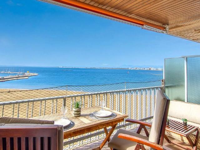 Piso en venta en avenida De Rhode, Roses, de 112 m² 3 habitaciones por 750.000