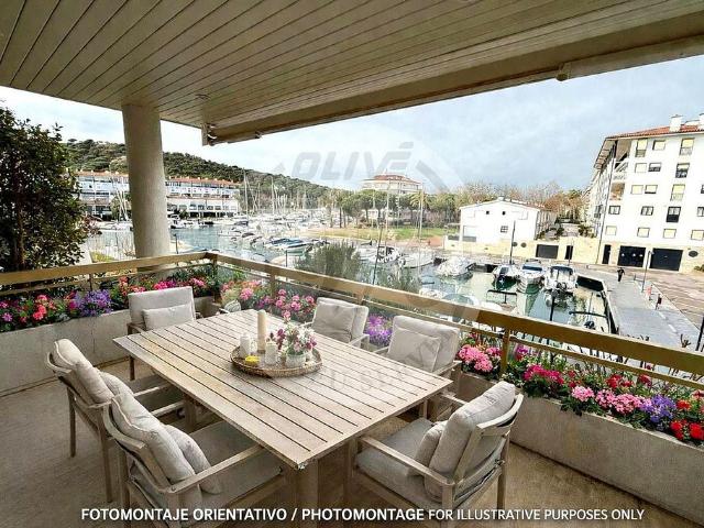 Piso en venta en avenida De Verona Terol, Castell Platja d´Aro, de 80 m² 2 habitaciones por 570.000