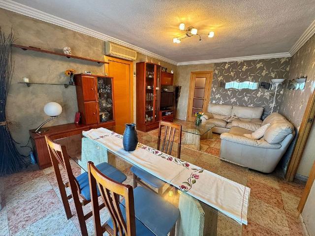 Piso en venta en avenida De Vilanova, Hospitalet de Llobregat, L´, de 80 m² 4 habitaciones por 309.000