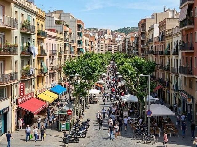 Piso en venta en avenida Del Marquès de Sant Mori, Badalona, de 59 m² 3 habitaciones por 155.000