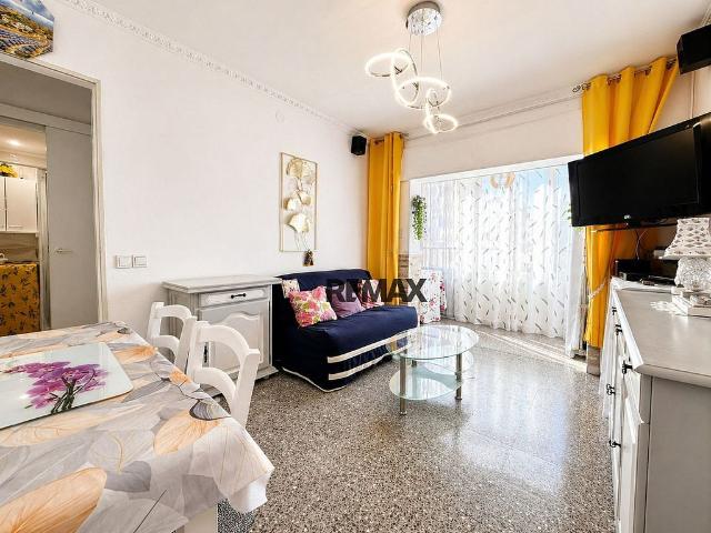 Piso en venta en avenida Del Nautilus, Roses, de 44 m² 2 habitaciones por 170.000