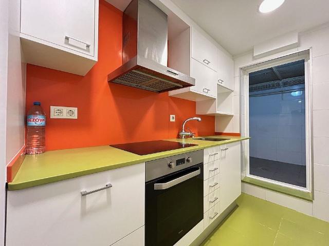Piso en venta en avenida Del Carrilet, Hospitalet de Llobregat, L´, de 51 m² 2 habitaciones por 169.000
