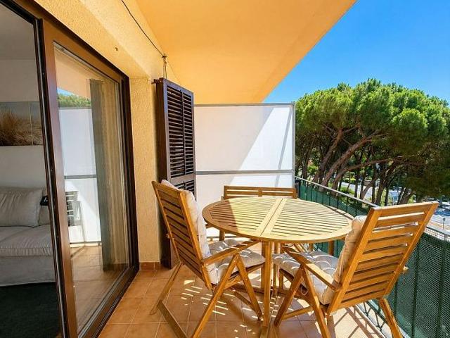 Piso en venta en avenida Del Cavall Bernat, Castell Platja d´Aro, de 76 m² 3 habitaciones por 359.000