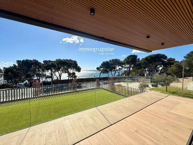 Piso en venta en avenida Del Cavall Bernat, Castell Platja d´Aro, de 85 m² 3 habitaciones por 680.000