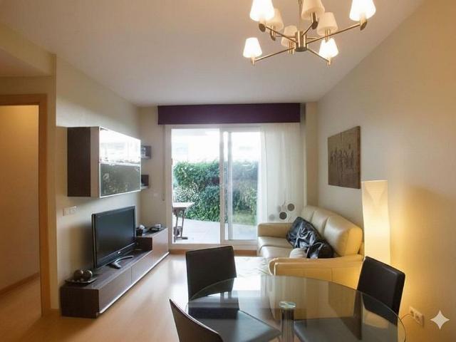 Piso en venta en avenida Del Port Joan, Roses, de 65 m² 2 habitaciones por 220.000