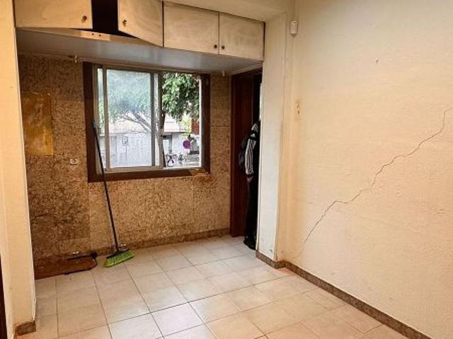 Piso en venta en avenida Del Torrent Gornal, Hospitalet de Llobregat, L´, de 36 m² 2 habitaciones por 135.000