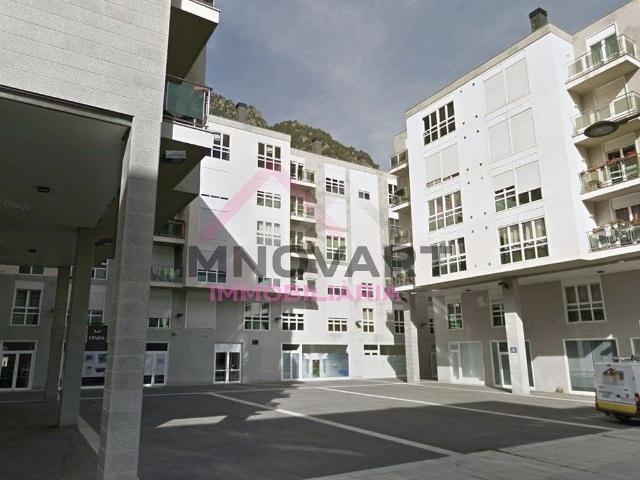 Piso en venta en avenida D'enclar, Santa Coloma, de 105 m² 2 habitaciones por 550.000