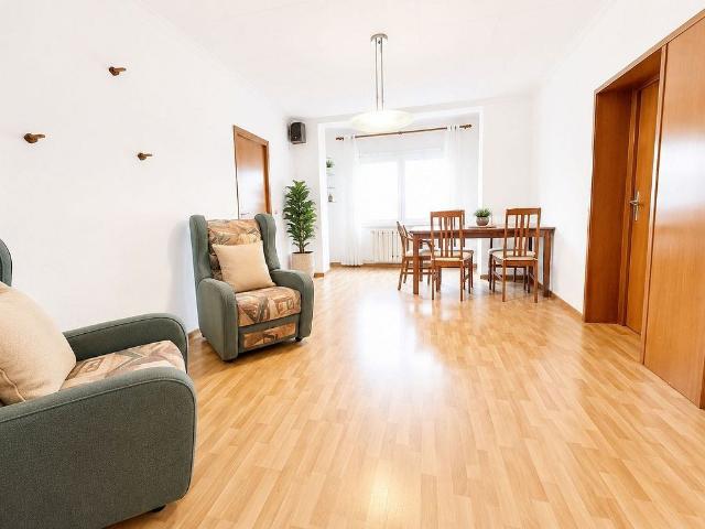 Piso en venta en avenida Diagonal, Barcelona, de 58 m² 3 habitaciones por 315.000