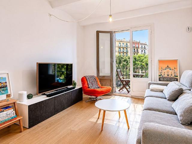 Piso en venta en Barcelona, de 61 m² 2 habitaciones por 420.000