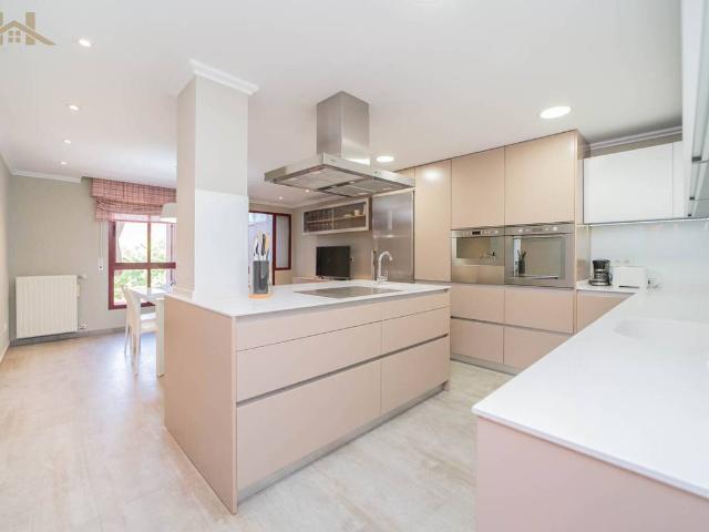 Piso en Venta en Avenida Europa
