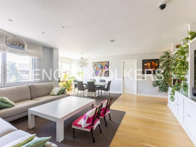Piso en Venta en Avenida Europa