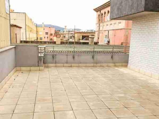 Piso en venta en avenida Juan Sebastian Elcano, Tortosa, de 64 m² 1 habitación por 103.000