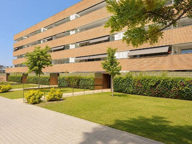 Piso en venta en avenida Onze de Setembre, Sant Feliu de Llobregat, de 118 m² 3 habitaciones por 640.000