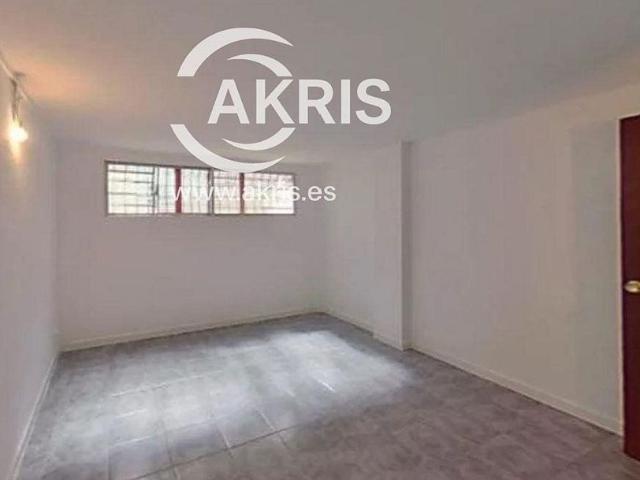 Piso en venta en avenida Mare de Déu de Bellvitge, Hospitalet de Llobregat, L´, de 70 m² 3 habitaciones por 119.090