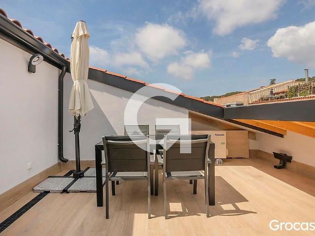 Piso en venta en avenida Mas Sellarès, Gavà, de 88 m² 3 habitaciones por 323.500