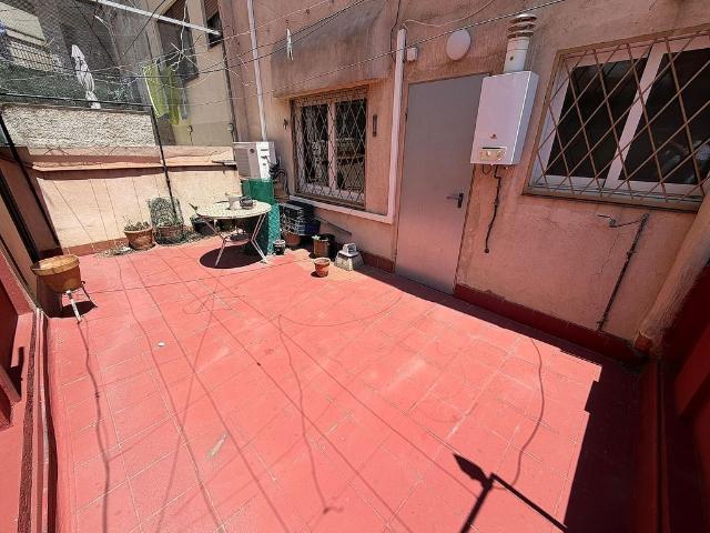 Piso en venta en avenida Meridiana, Barcelona, de 55 m² 2 habitaciones por 248.000