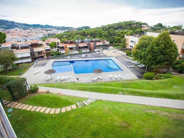 Piso en venta en avenida Sa Boadella, Lloret de Mar, de 56 m² 2 habitaciones por 440.000