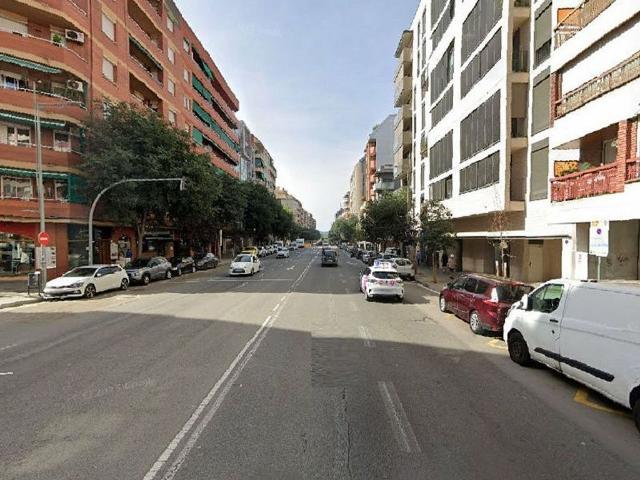 Piso en venta en avenida Sant Esteve, Granollers, de 137 m² 3 habitaciones por 230.900