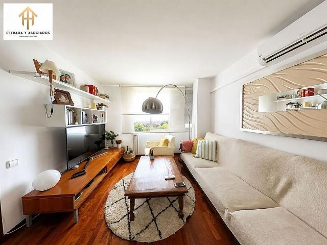 Piso en venta en avenida Ponent, Hospitalet de Llobregat, L´, de 80 m² 3 habitaciones por 315.000